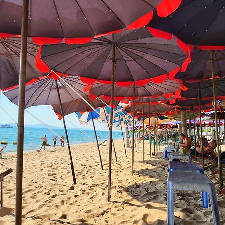 Candy Beach Seaview Jomtien ภายนอก รูปภาพ