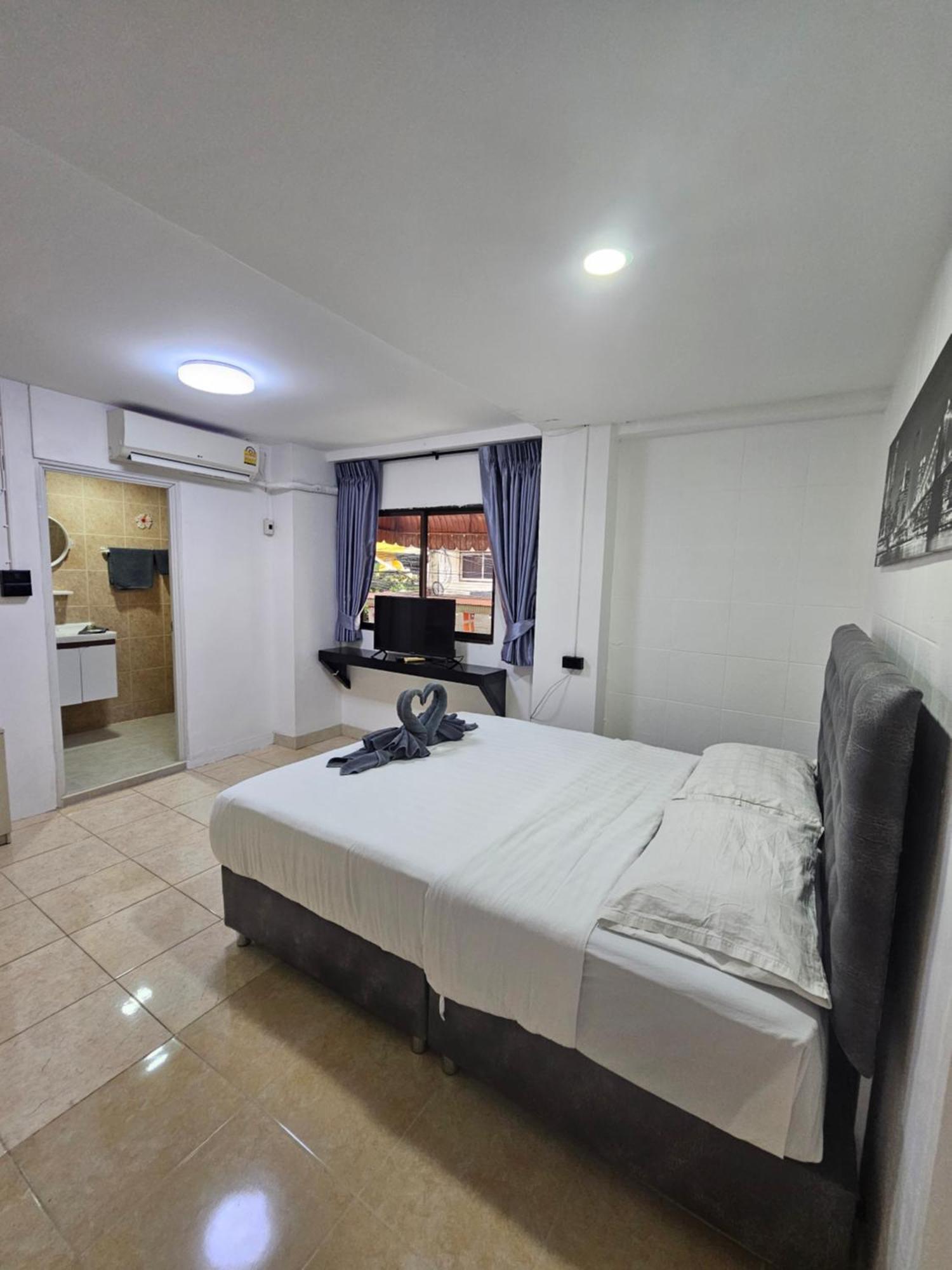Candy Beach Seaview Jomtien ภายนอก รูปภาพ